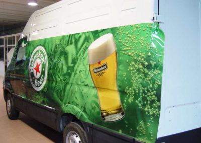 Applicazione decorazione automezzi, furgone Heineken