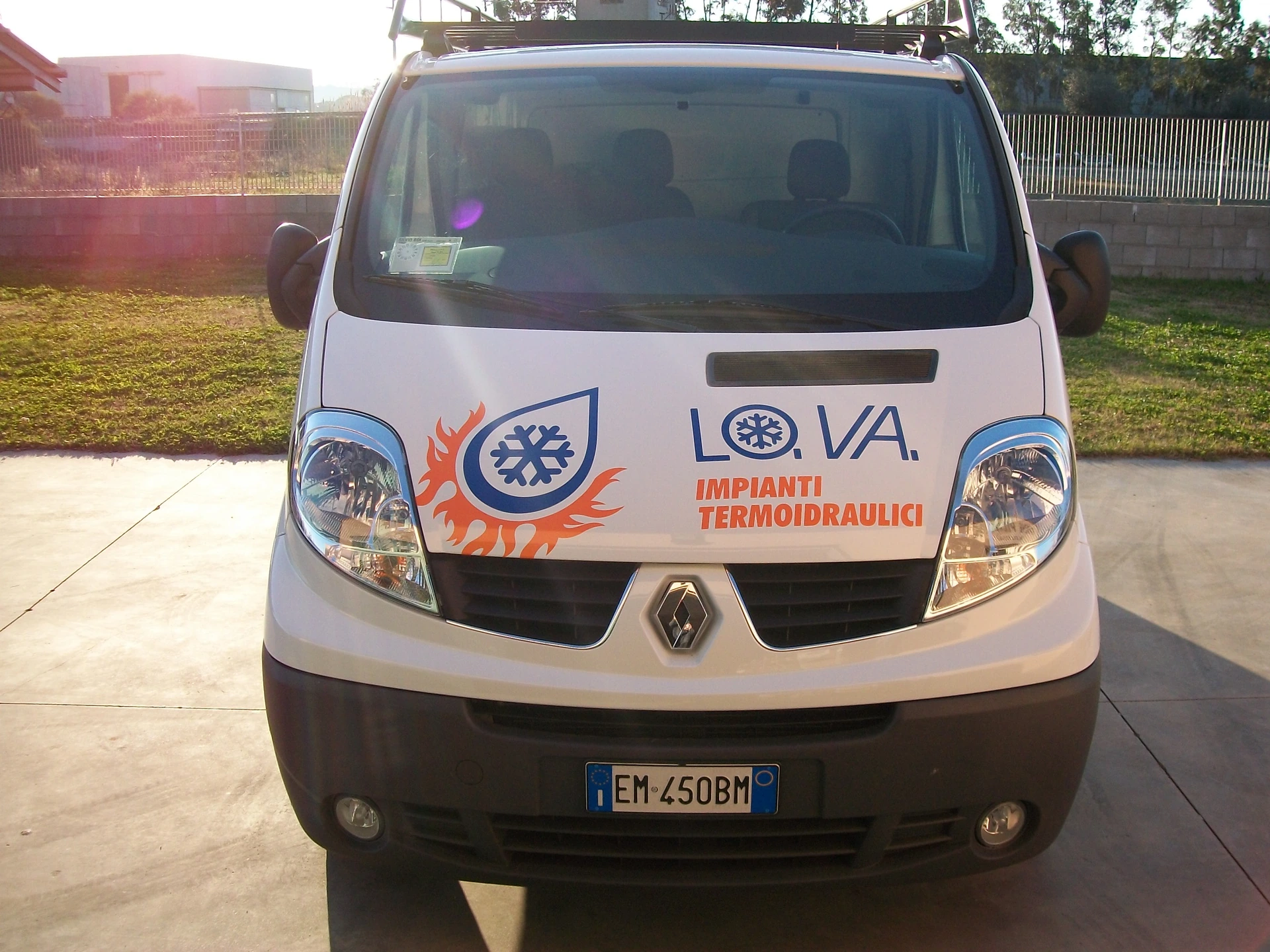 Lo. Va